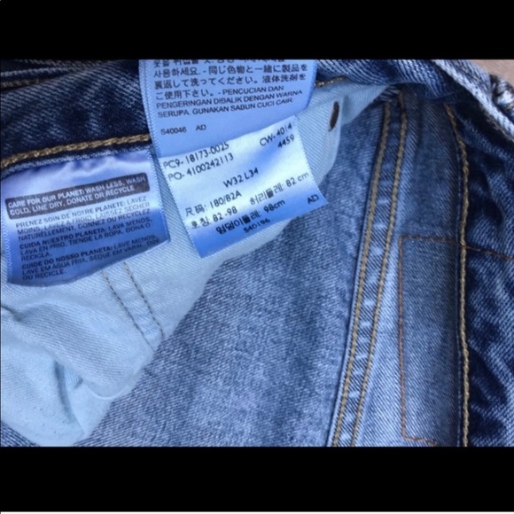 LEVI’S Dark Blue Button Down Jeans - Picture 6 of 6
